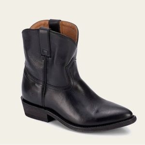 COPY - Frye Anna Shortie Boots